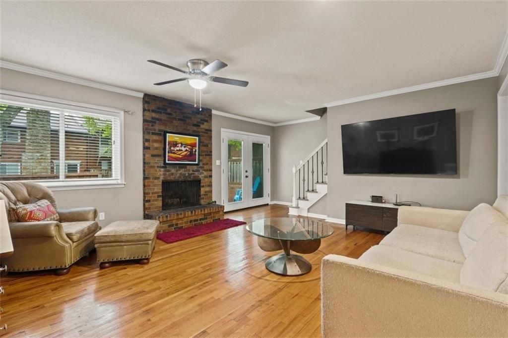 5706 W 97th Street, Overland Park, KS 66207