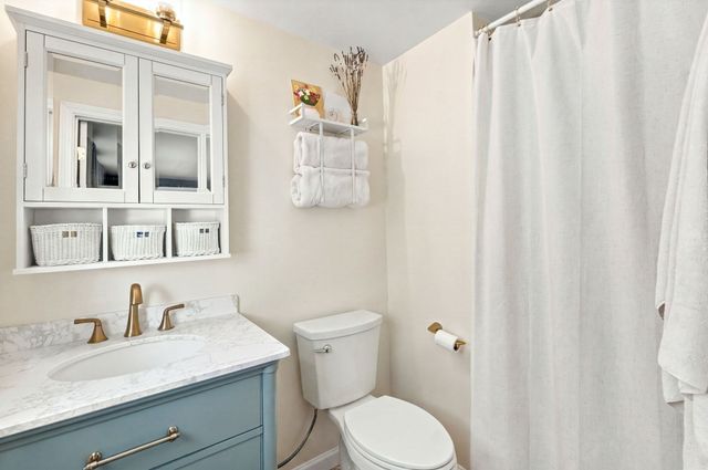 20 Essex St., Wenham, MA 01984