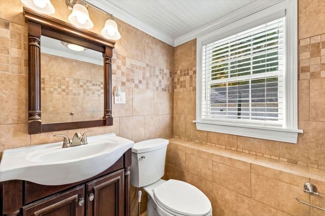 20 Essex St., Wenham, MA 01984