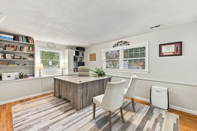20 Essex St., Wenham, MA 01984