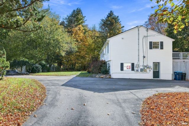 20 Essex St., Wenham, MA 01984