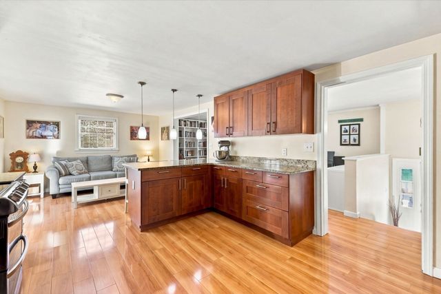 20 Essex St., Wenham, MA 01984