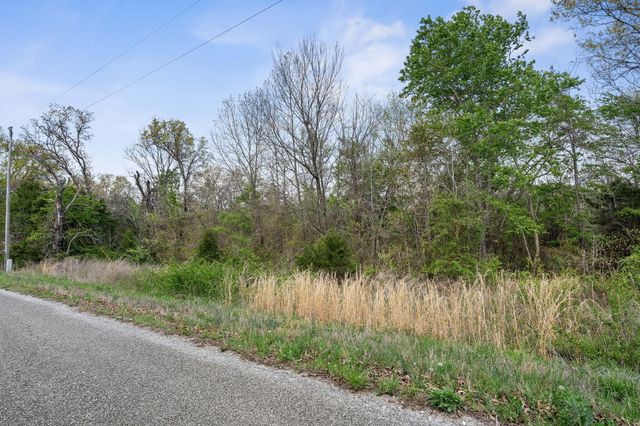 000 Farm Road 1218, Eagle Rock, MO 65641