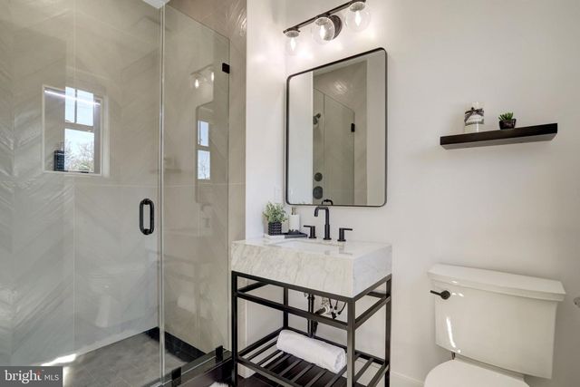 308 E RAYMOND AVE, Alexandria, VA 22301