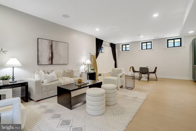 308 E RAYMOND AVE, Alexandria, VA 22301