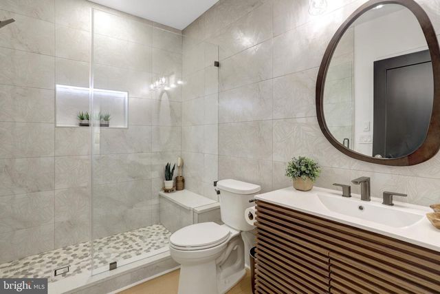 308 E RAYMOND AVE, Alexandria, VA 22301