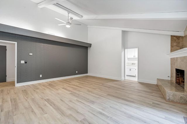 2740 W San Madele Avenue, Fresno, CA 93711