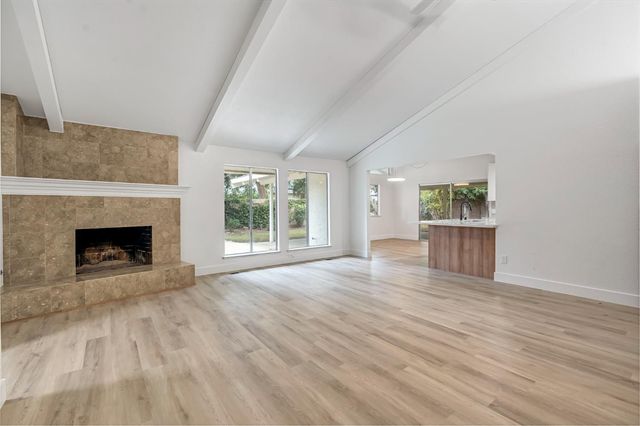 2740 W San Madele Avenue, Fresno, CA 93711