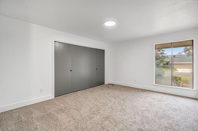 2740 W San Madele Avenue, Fresno, CA 93711