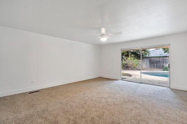 2740 W San Madele Avenue, Fresno, CA 93711