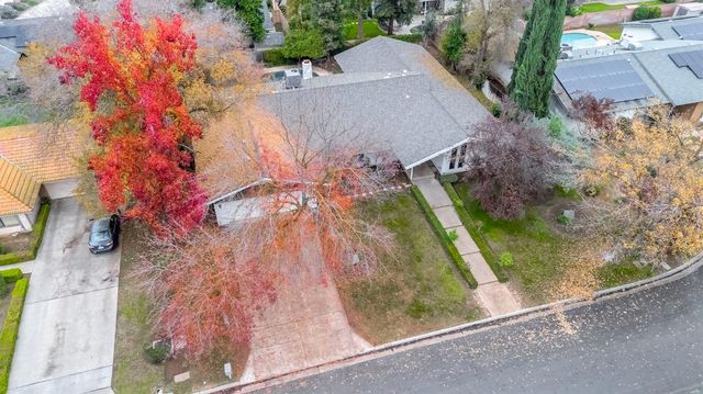 2740 W San Madele Avenue, Fresno, CA 93711