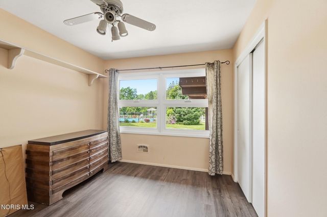 1910 S Holland Sylvania Road, Maumee, OH 43537