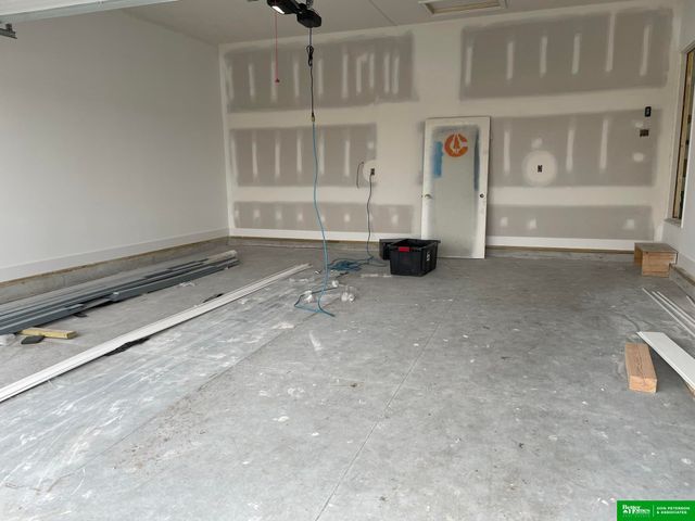 465 Thornbird Drive, Fremont, NE 68025