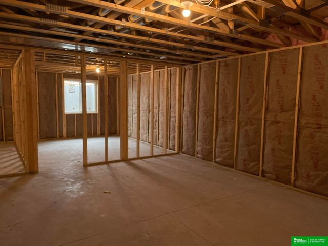 465 Thornbird Drive, Fremont, NE 68025