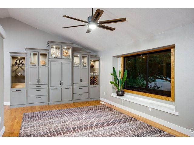 422 Hillsboro Ct N, Fort Collins, CO 80525