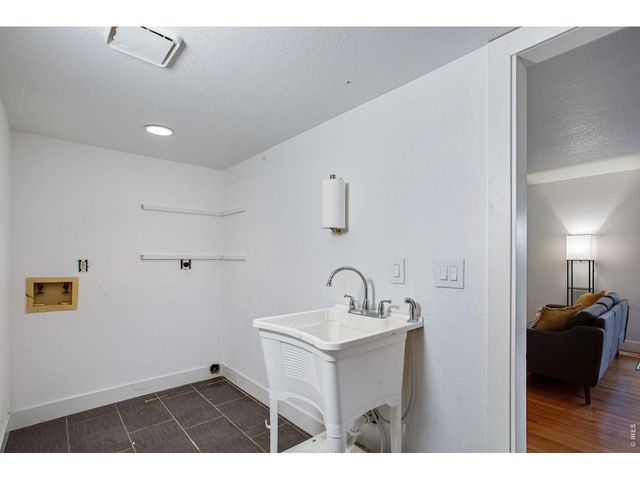 422 Hillsboro Ct N, Fort Collins, CO 80525