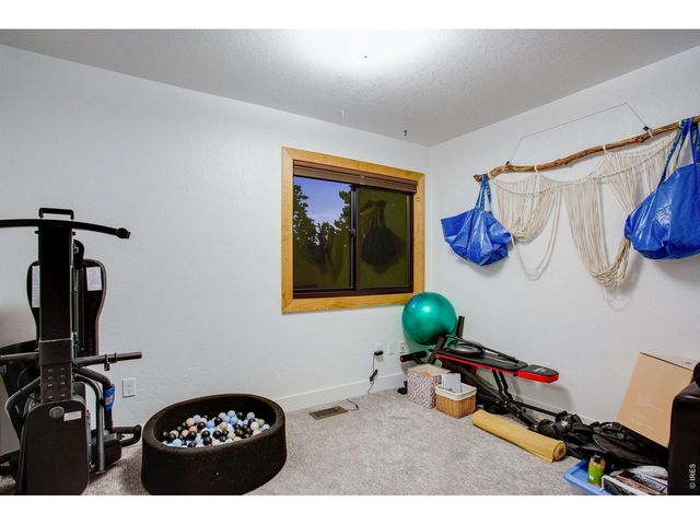 422 Hillsboro Ct N, Fort Collins, CO 80525