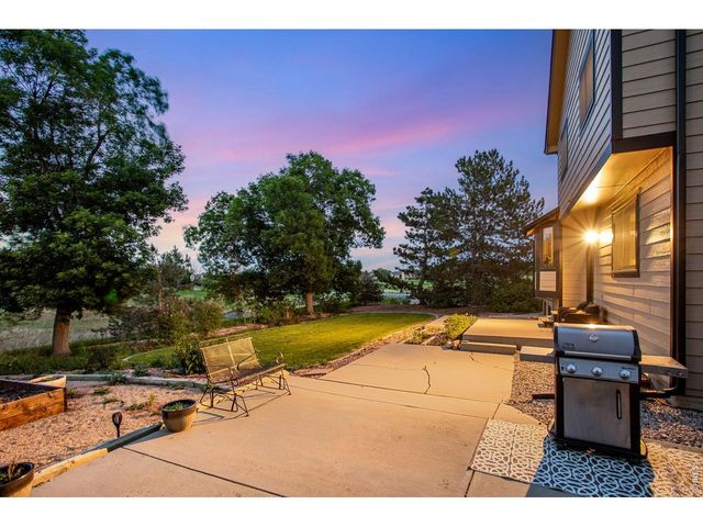 422 Hillsboro Ct N, Fort Collins, CO 80525