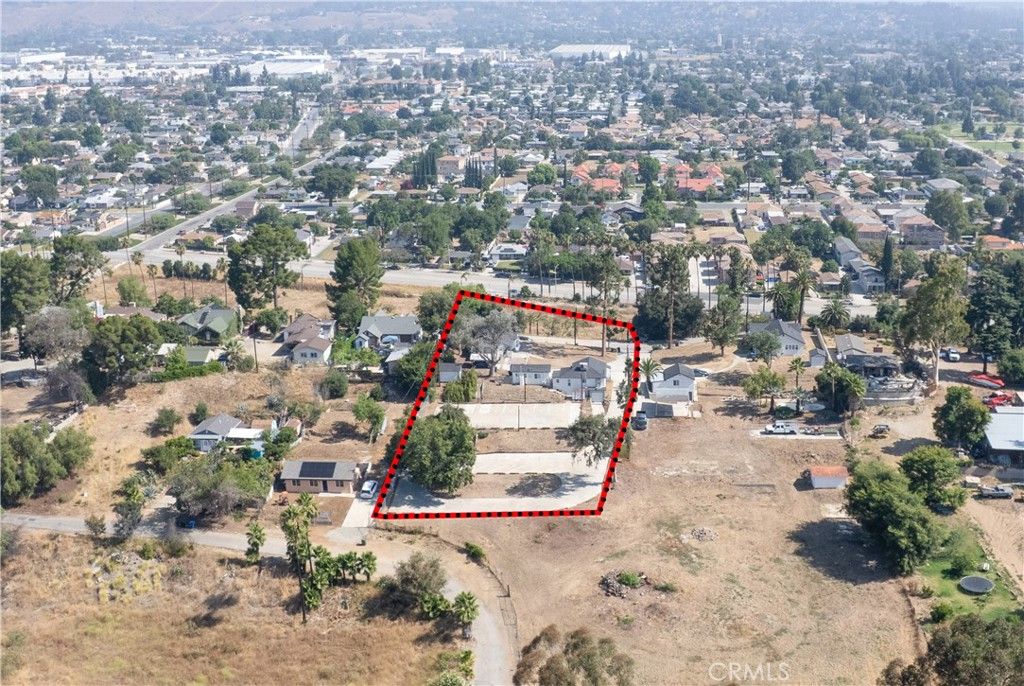 Image 13 of property listing at 1406 Prospect, Pomona, CA 91766