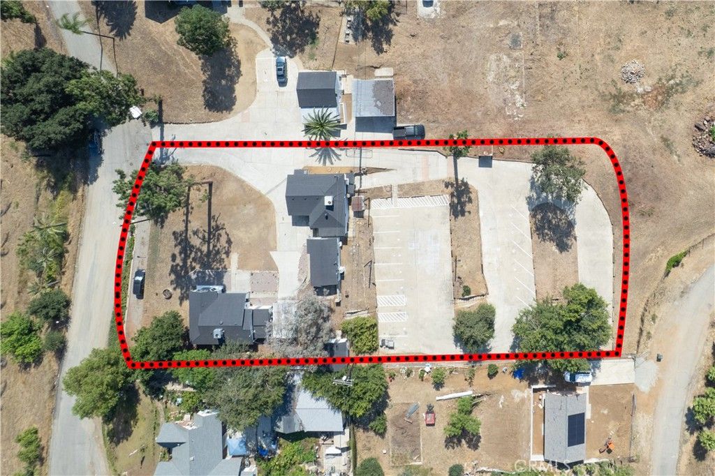 Image 2 of property listing at 1406 Prospect, Pomona, CA 91766
