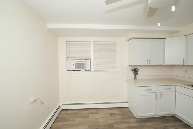 2402 N 76 Court G, Elmwood Park, IL 60707