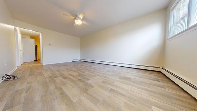 2402 N 76 Court G, Elmwood Park, IL 60707
