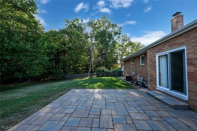 6185 Yorktown Drive, Parma, OH 44134