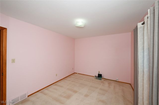 6185 Yorktown Drive, Parma, OH 44134