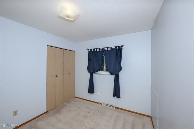 6185 Yorktown Drive, Parma, OH 44134