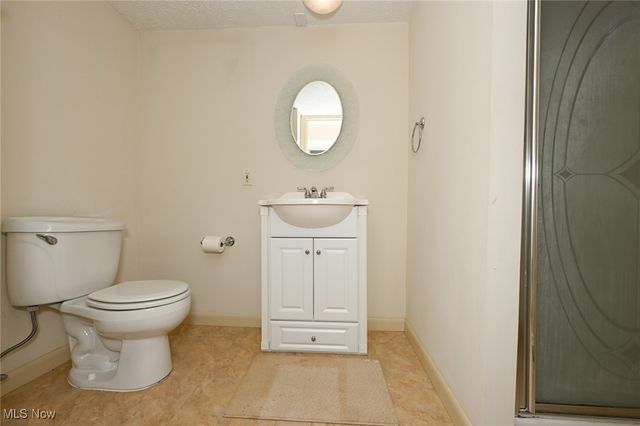 6185 Yorktown Drive, Parma, OH 44134