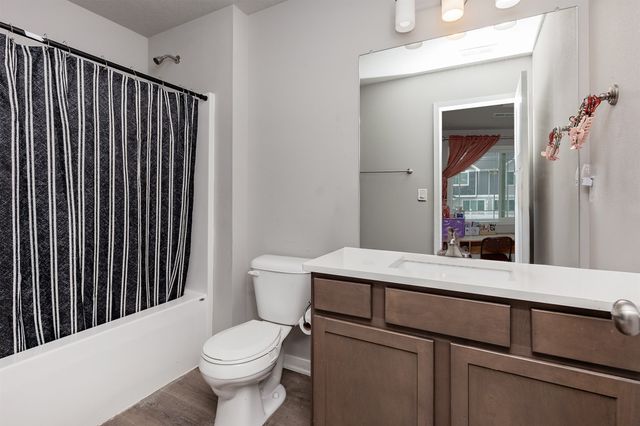 1013 NE 58th Lane, Ankeny, IA 50021