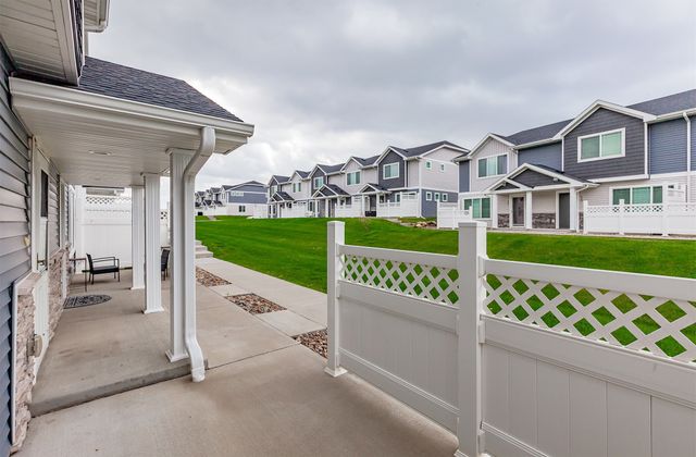 1013 NE 58th Lane, Ankeny, IA 50021