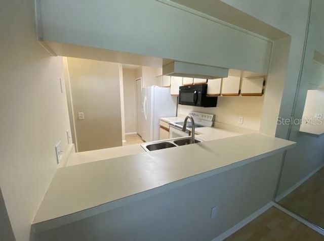 3130 S SEMORAN BOULEVARD 307, Orlando, FL 32822