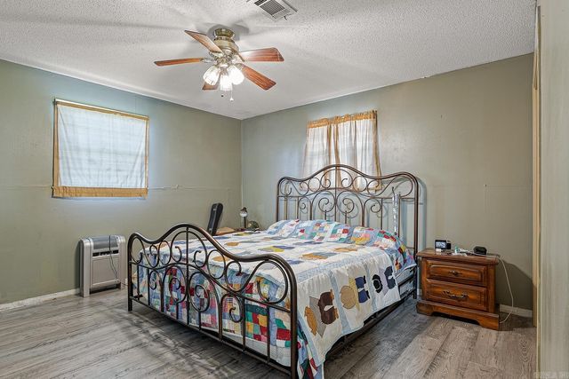 49 Indian trl, Searcy, AR 72413