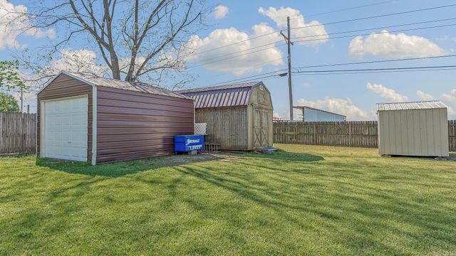 49 Indian trl, Searcy, AR 72413