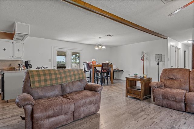 49 Indian trl, Searcy, AR 72413