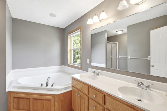 6123 169th Street W, Lakeville, MN 55024