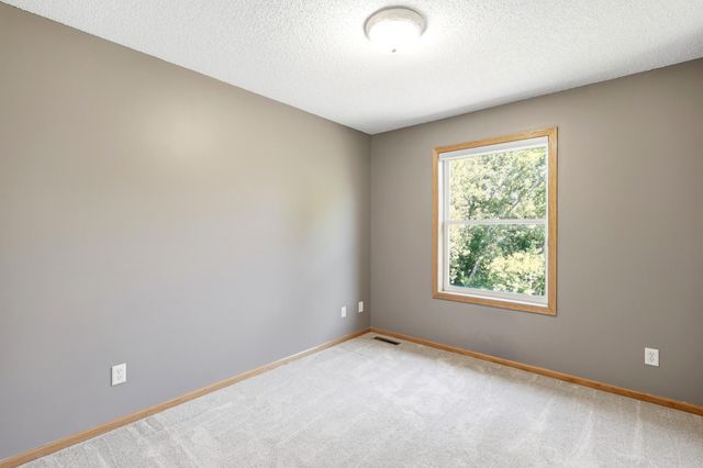 6123 169th Street W, Lakeville, MN 55024