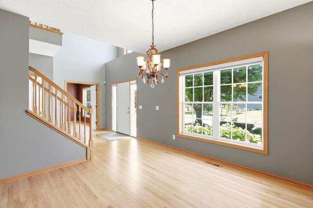 6123 169th Street W, Lakeville, MN 55024