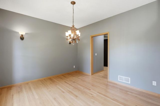 6123 169th Street W, Lakeville, MN 55024