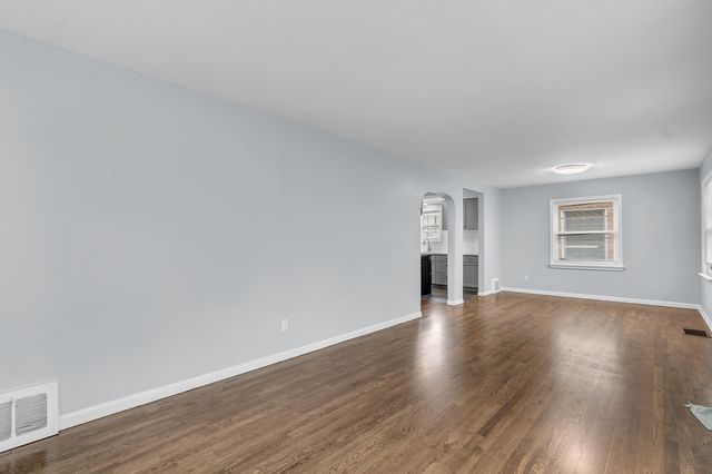 8215 Hohman Avenue, Munster, IN 46321