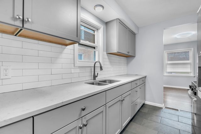 8215 Hohman Avenue, Munster, IN 46321