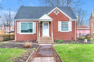 8215 Hohman Avenue, Munster, IN 46321