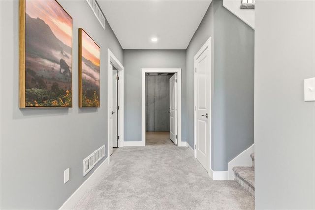 17860 Clearview Drive, Leavenworth, KS 66048