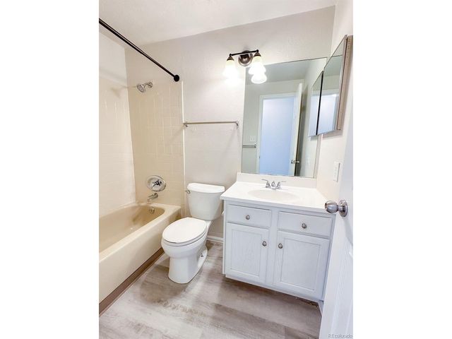 4205 E 119th Pl C, Thornton, CO 80233