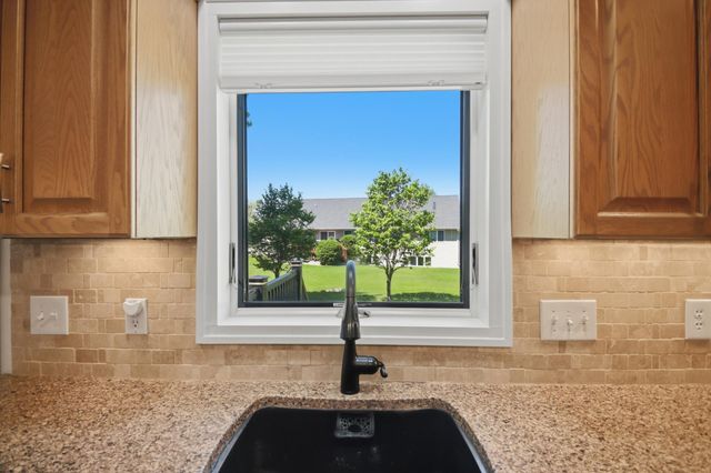 1406 26th Street SW, Austin, MN 55912