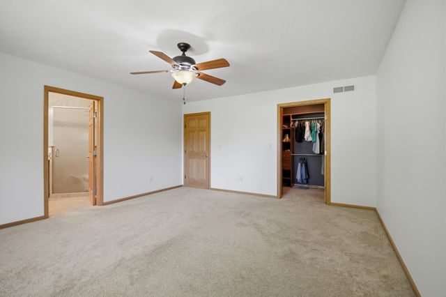 1406 26th Street SW, Austin, MN 55912