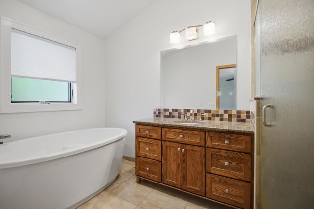 1406 26th Street SW, Austin, MN 55912