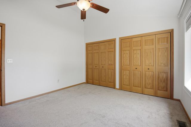 1406 26th Street SW, Austin, MN 55912