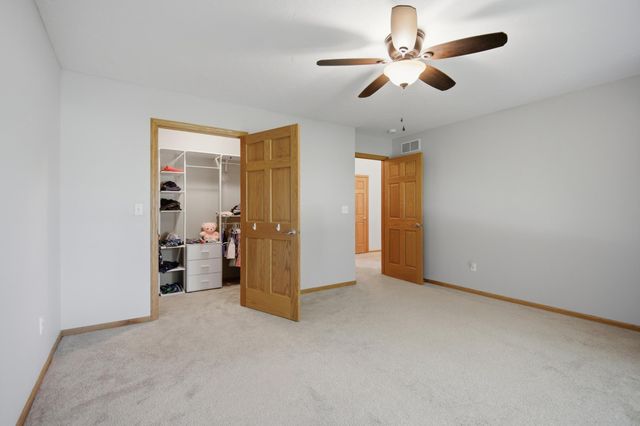 1406 26th Street SW, Austin, MN 55912